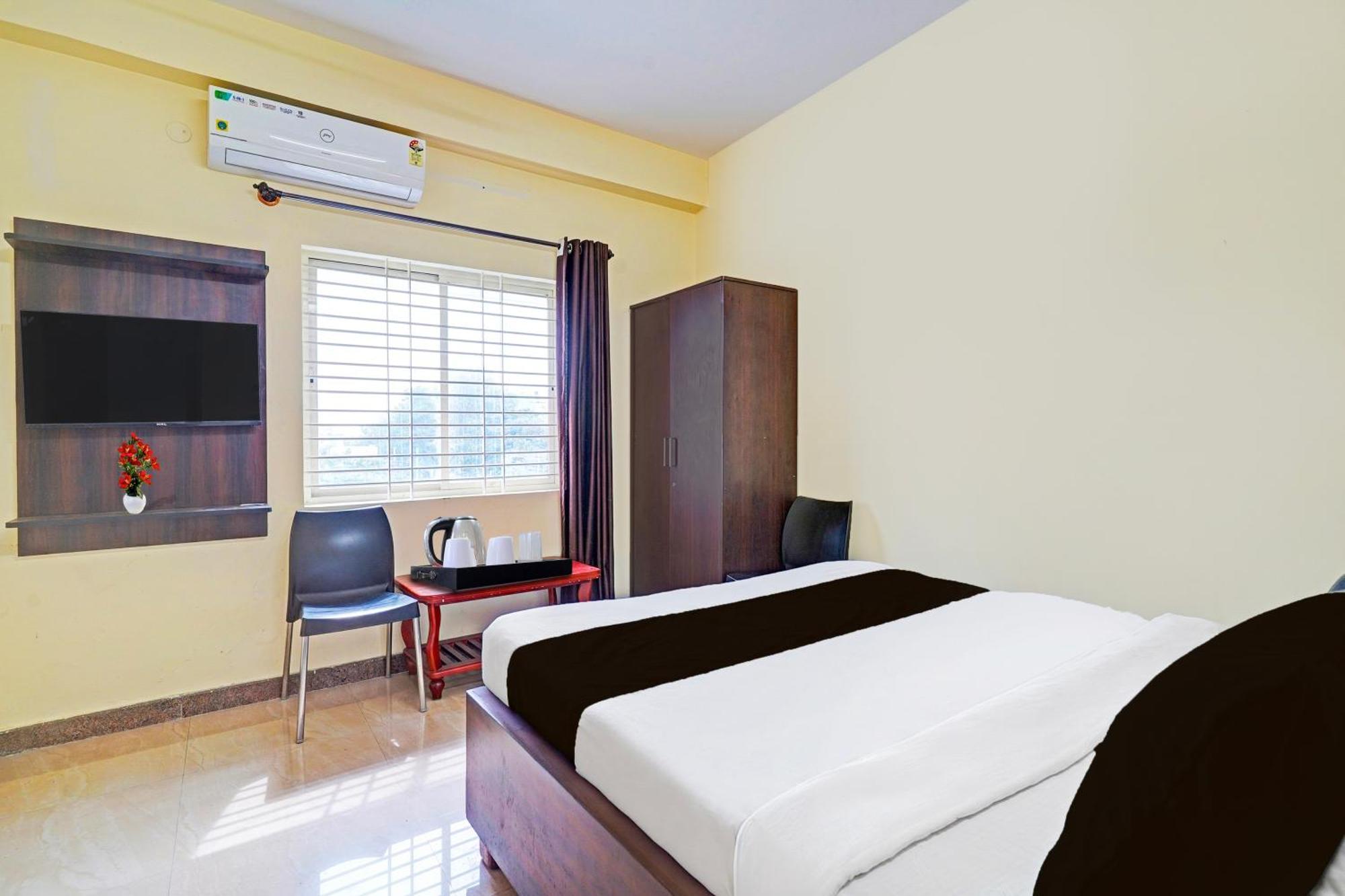 Super Hotel O Srigandhakavalu Formerly Chamundeshwari Lodging Jalahalli Exterior photo